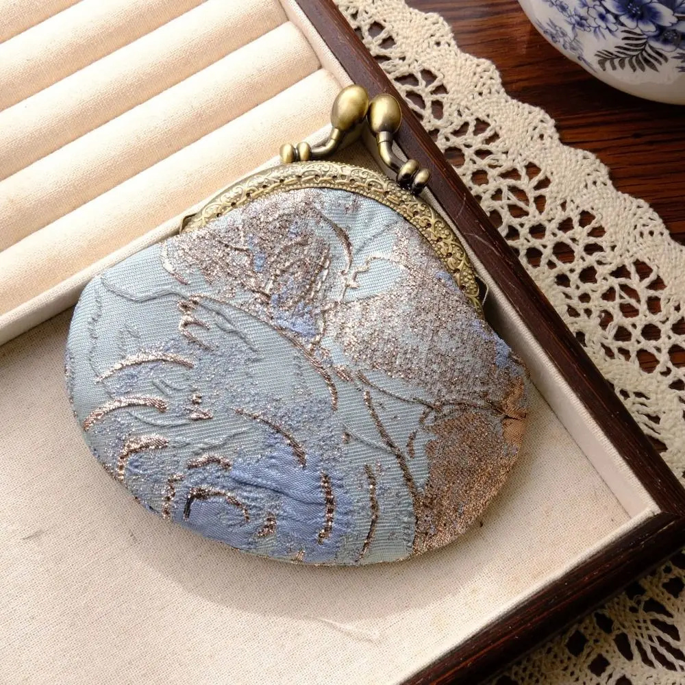 

Anti-lost Kiss Lock Coin Purse Thickened Portable Brocade Mini Pouch Polyester Shell-shaped Embroidered Small Pocket Women