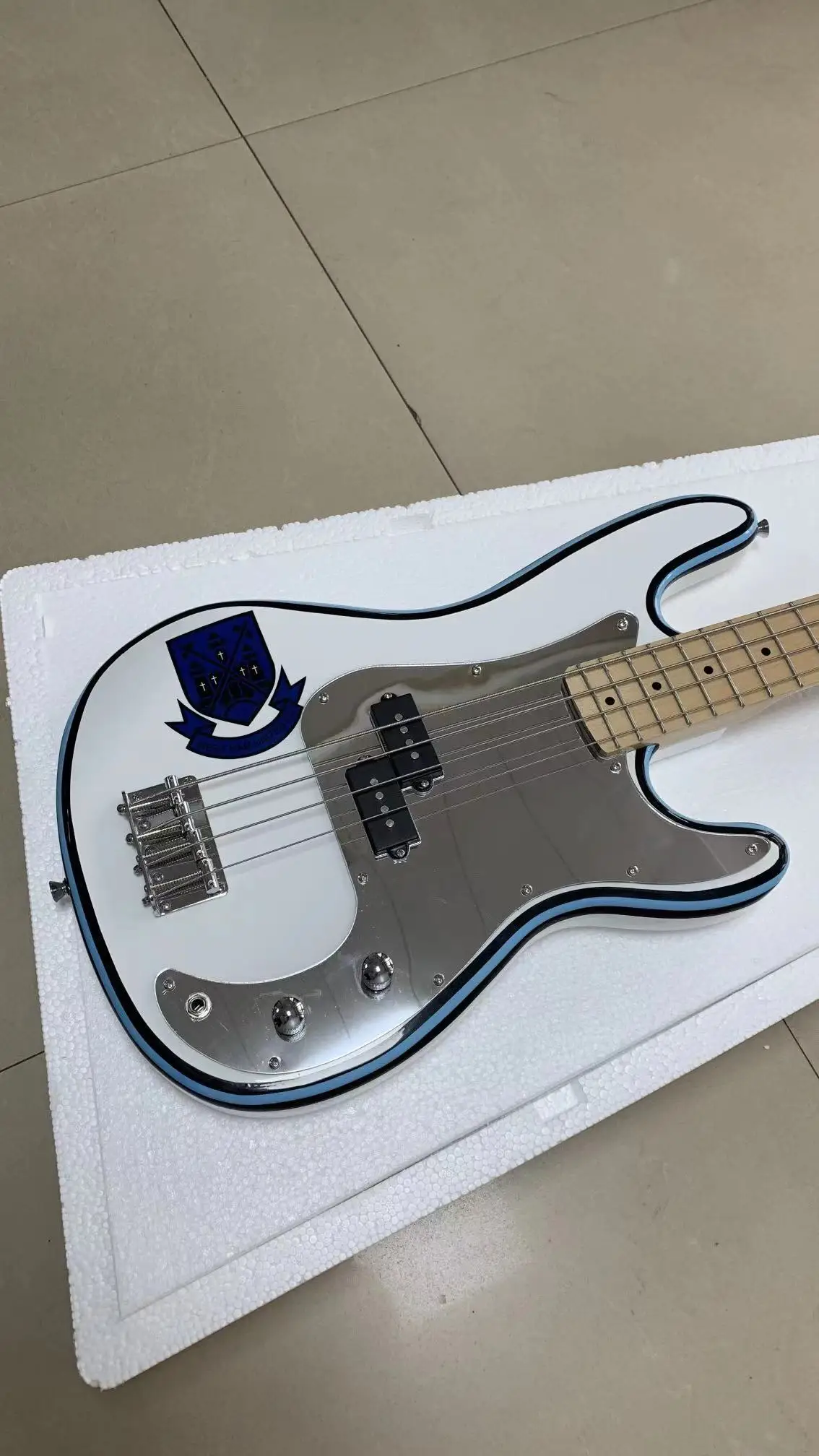 High-end custom 4 string bass electric guitar, special design, white body, chrome-plated metal parts, free shipping