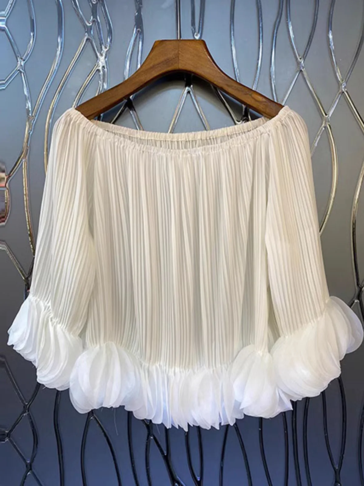 Elegant Handmade Petal Splicing Chiffon Top Women's Fashion Shoulder Bared One-Shoulder Short Style Summer New Arrival