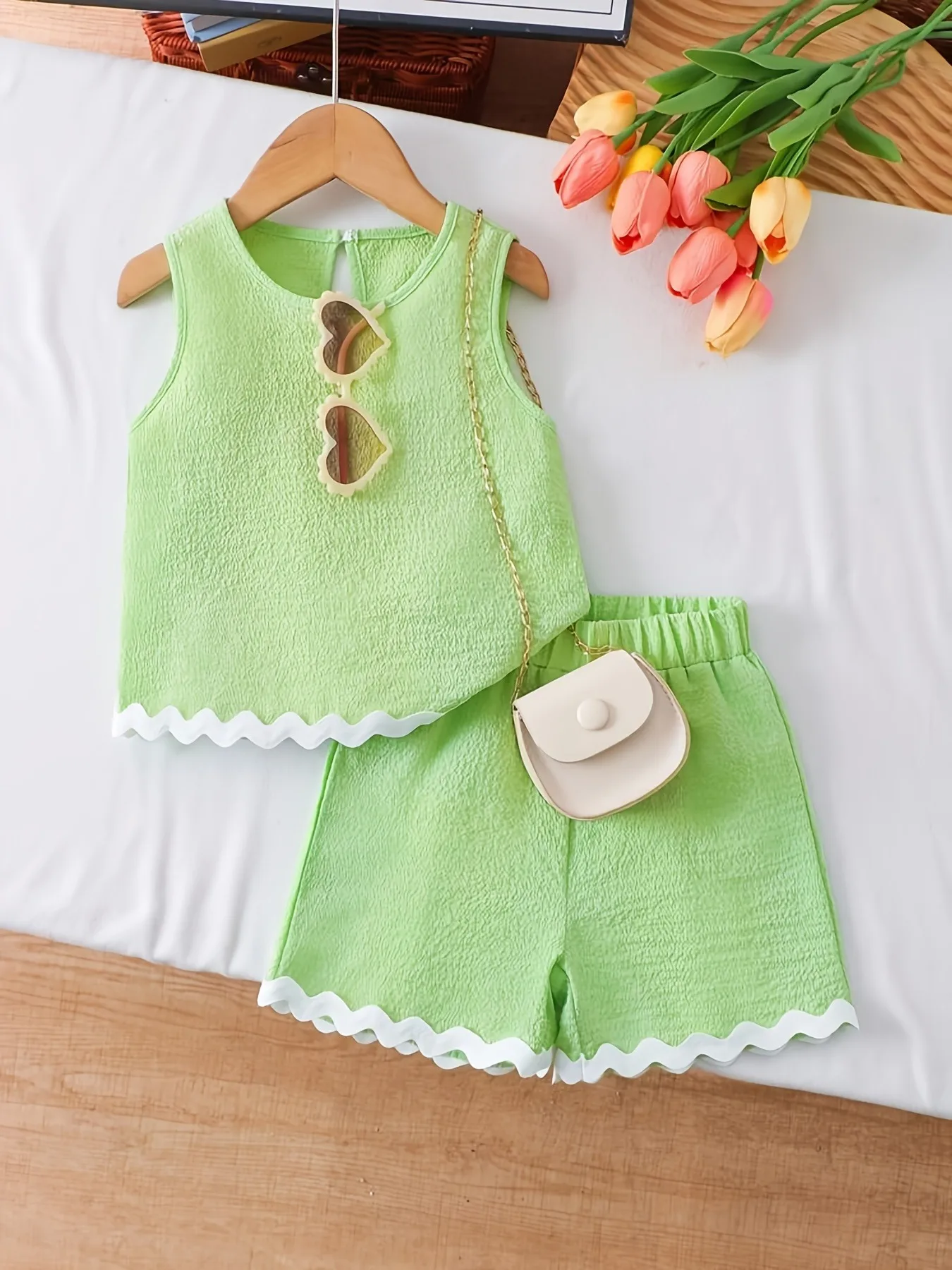 Trendy Girls 2Pcs Fresh Green Co-Ord, Wavy Edge Sleeveless Tank Top & Matching Shorts for Summer Holiday & Daily Play
