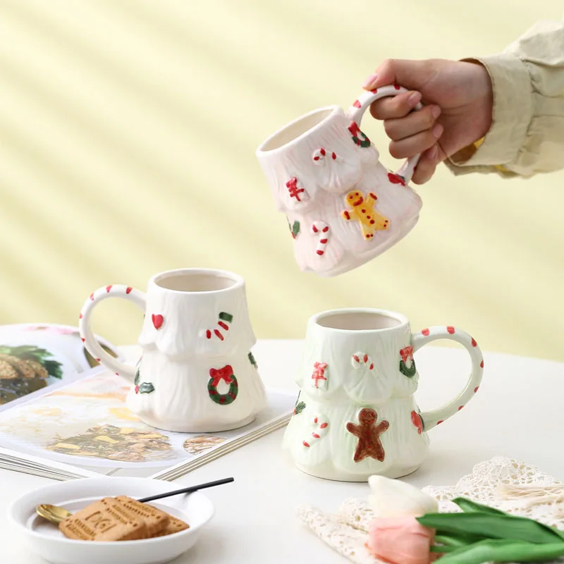 Creative Relief Christmas Tree Shaped Series Ceramic Mug with Handle for Christmas Drinking Utensils, Perfect for Gift Giving