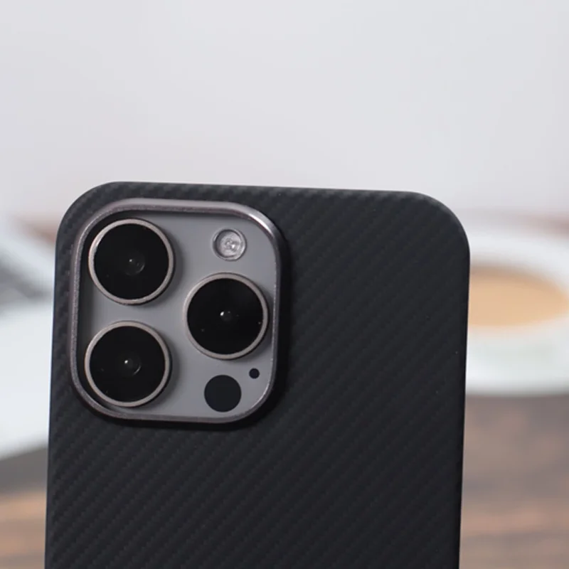 YTF-Włókno Węglowe do Etui na iPhone 16 14 Pro Max 13 z Obsługą Magsafe, Pokrowiec Magnetyczny z Włókna Kevlarowego Aramidowego do iPhone 15 Pro/17 Pro — zdjęcie produktu 5