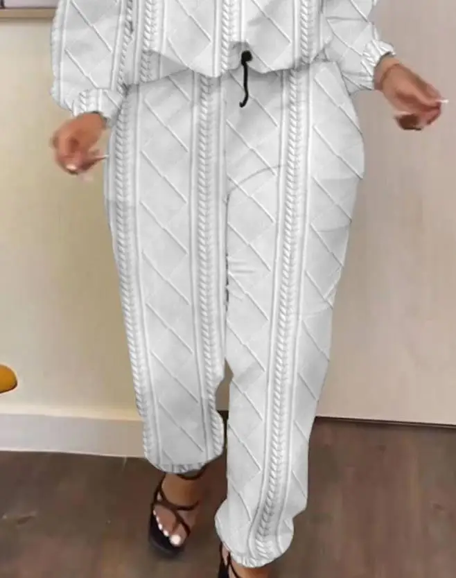 Sports Set New 2023 Hot Selling Fashion Women's Round Neck Wheat Textured Drawstring Top and Flipped Pants Set