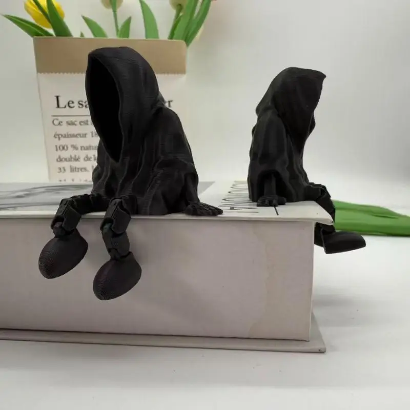 Ghost Statue Ornament Faceless Ghost 3D Printed Gothic Death Statue Home Decoration