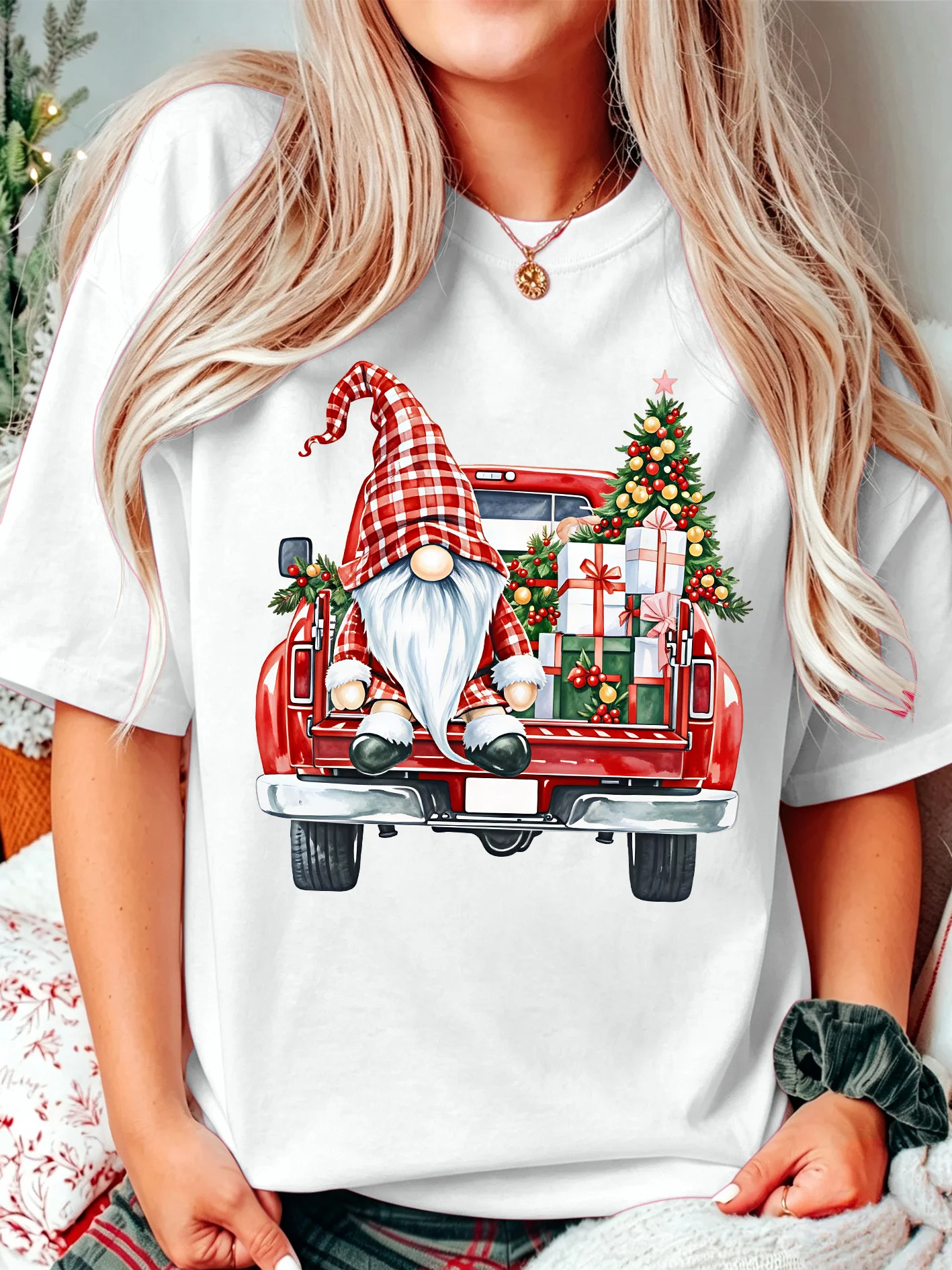 Christmas Gnome On Red Vintage Truck Womens Crew Neck Short Sleeve T Shirt Xmas Gift Tree Graphic Tees For Ladies Daily Wear