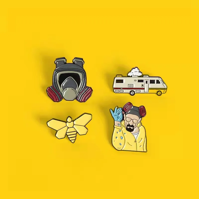 Cartoon Image Custom Enamel Pins Badge Station Wagon Bee Figure Brooches Backpacks Lapel Pin Jewelry Gift for Friends Wholesale