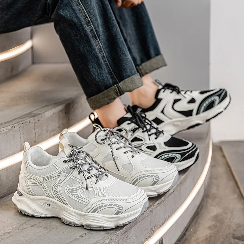 أحذية رجالية صيفية قابلة للتنفس 2025 شبكية جديدة للأب، مضادة للانزلاق بنعل ناعم، متعددة الاستخدامات للجري وغير رسمية