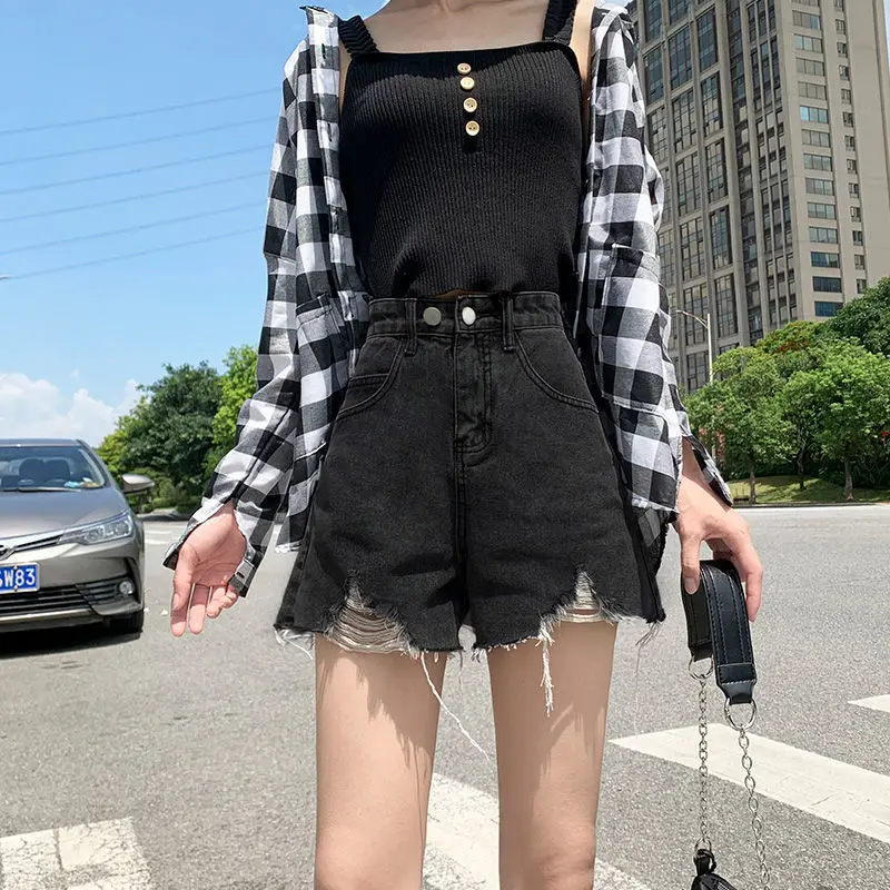 

High-waisted denim shorts for women2021Summer new Korean-style fashion slimming influencer styleaRipped wide-leg hot pants