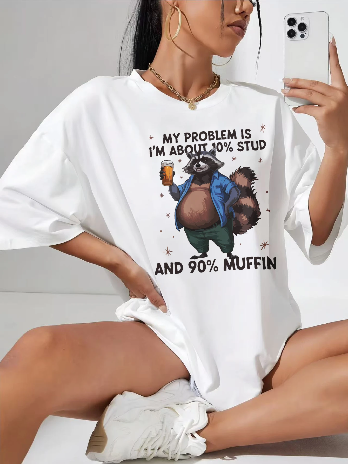 

Raccoon-Muffin White Women's Round Neck T-Shirt Loose Fit Perfect for Summer Festivals Everyday Comfort