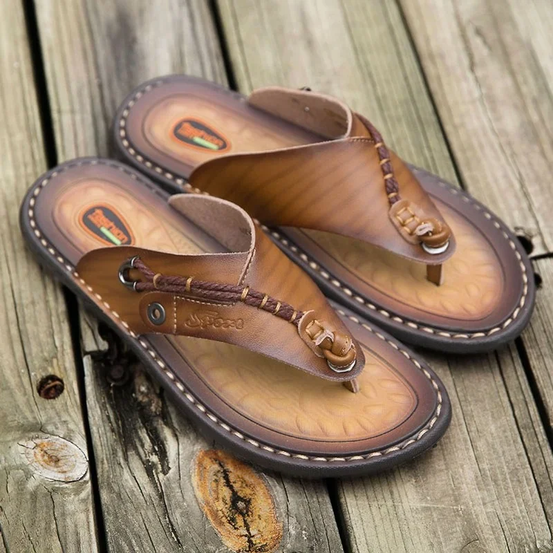 2023 New Summer Handmade Leather Slippers Trendy Fashion Men\'s Flip-flops Outdoor Breathable Comfortable Men and Simple Sandals