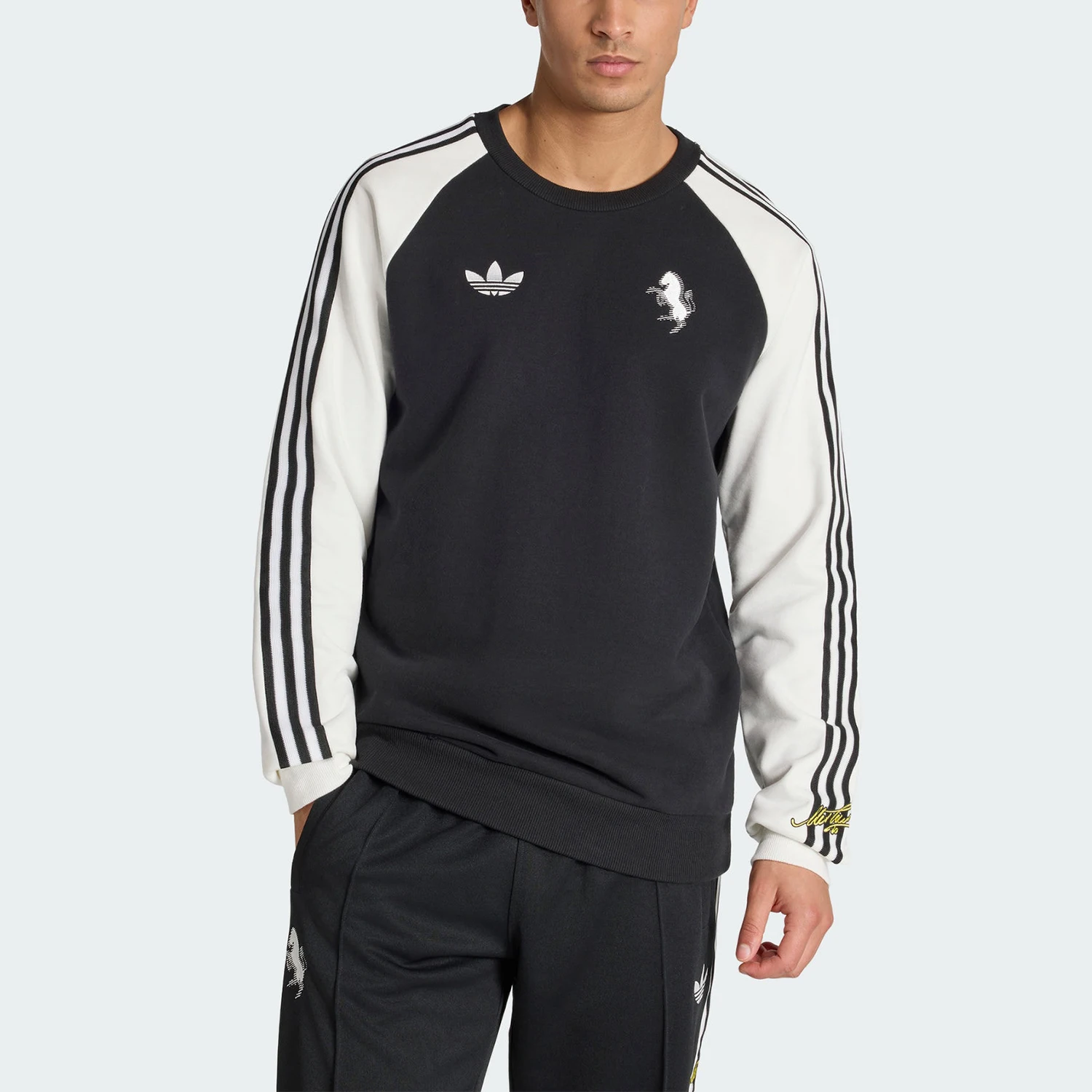 

Оригинальная мужская спортивная толстовка Adidas Trefoil Juventus Football KB4449
