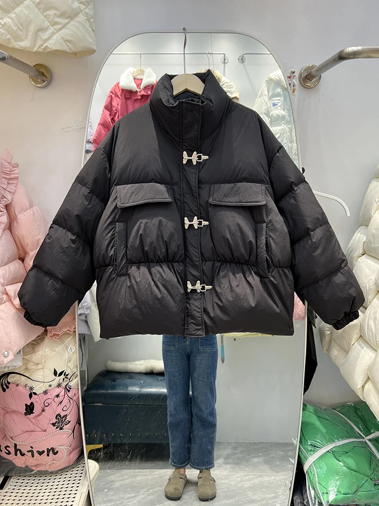 Abrigos de plumón con bolsillos sólidos para mujer, abrigo fruncido coreano de manga larga con cuello levantado, ropa holgada de invierno