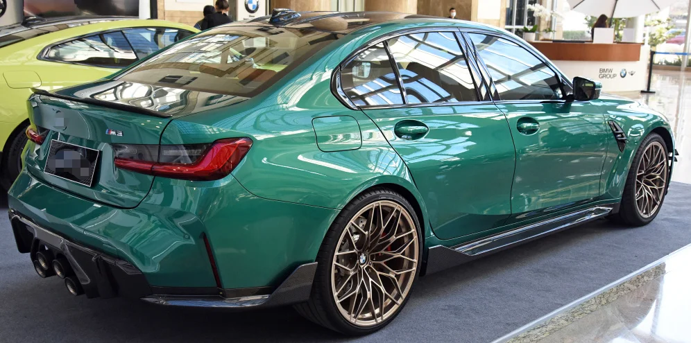 2021+ High Quality Rear Diffuser Middle Quad Out for BMW G80 G82 G83 M3 M4 MP Style Dry Carbon Fibre Rear Bumper Diffuser