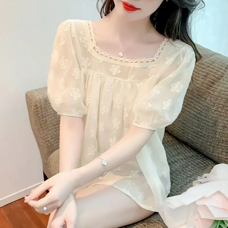 2024 Summer Elegant Square Collar Shirt Sweet Hollow Out Embroidery Women\'s Loose French Style Puff Sleeve Spliced Folds Blouse