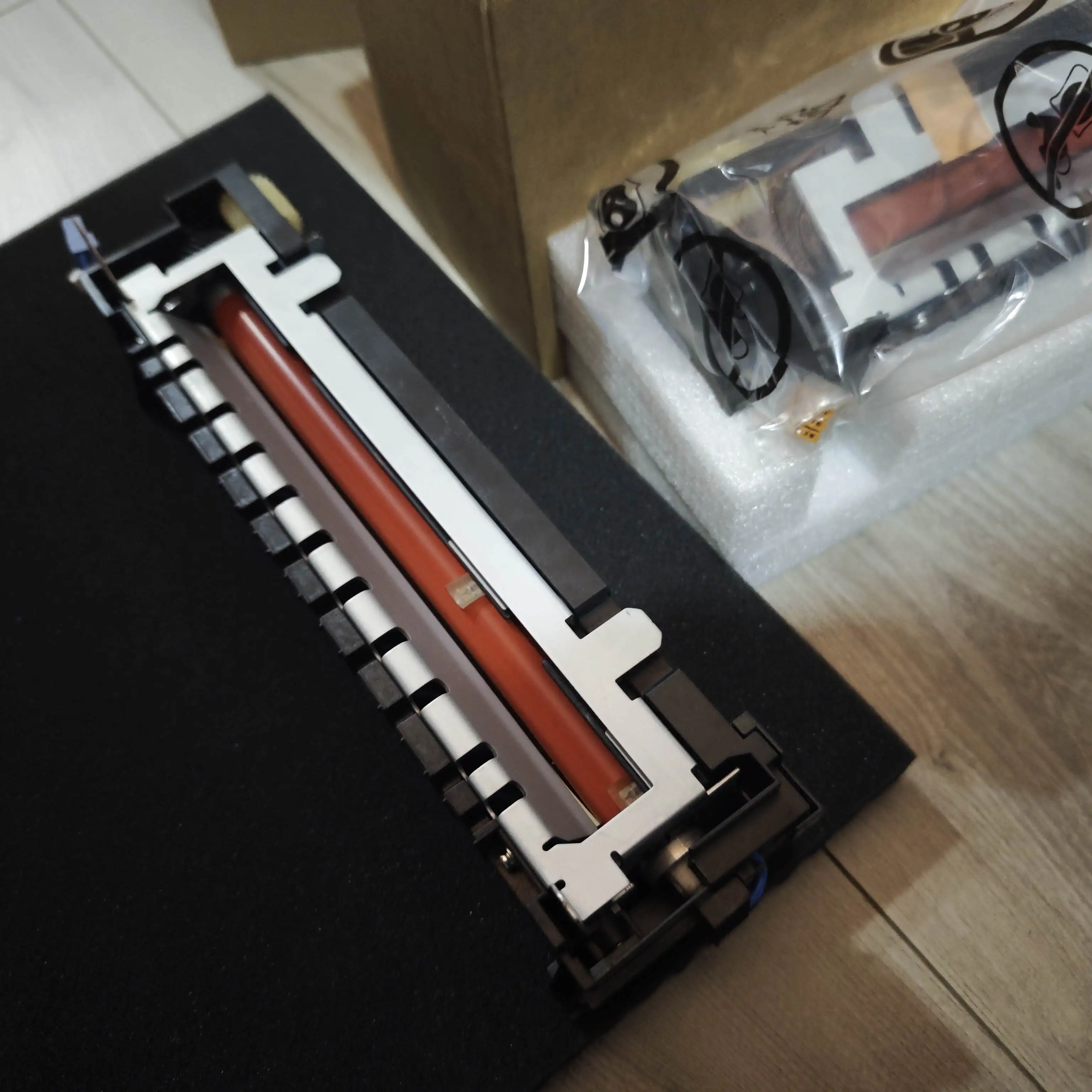 

Fuser Unit ASSY For Xerox Phaser 6510 6510DN Workcenter 6515 6515n MFP Laser Printer