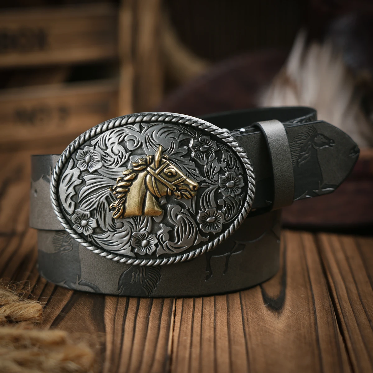 Ein lässiger, individueller Retro-Gürtel, Kleidungsaccessoire im Western-Stil, Metallschnalle, PU-Gürtel, geeignet für Männer und Frauen. – Detail 7