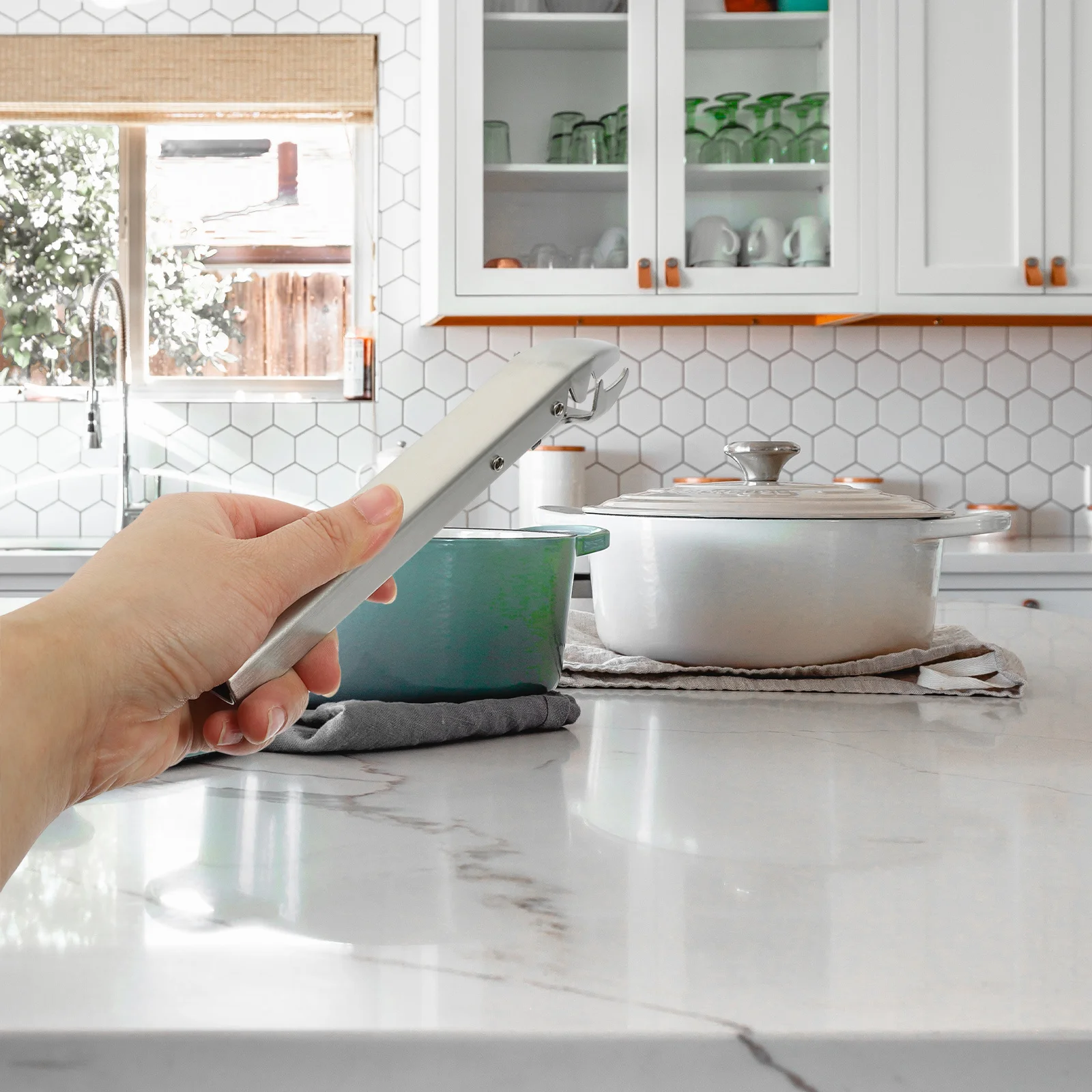 

Heat Resistant Stainless Steel Hot Plate Clip Anti-Scald Bowl Gripper Kitchen Pot Holder Non-Slip Dish Clamp Pot Clip