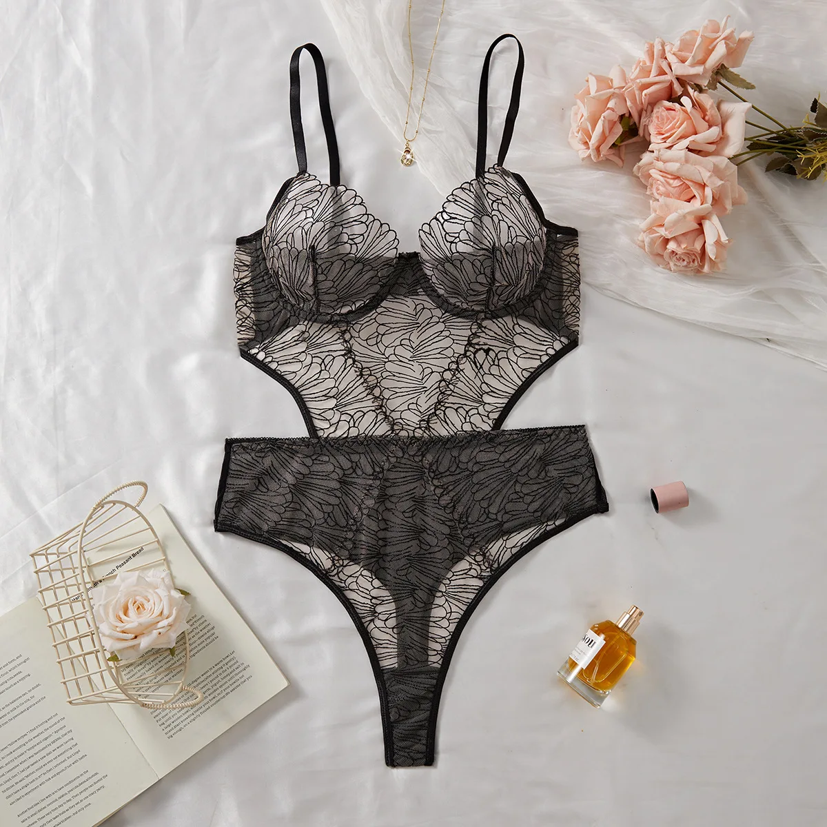 

Сексуальное черное сетчатое нижнее белье с вырезами, женское нижнее белье с вырезом на талии, тонкий комбинезон, женские черные перспективные экзотические боди