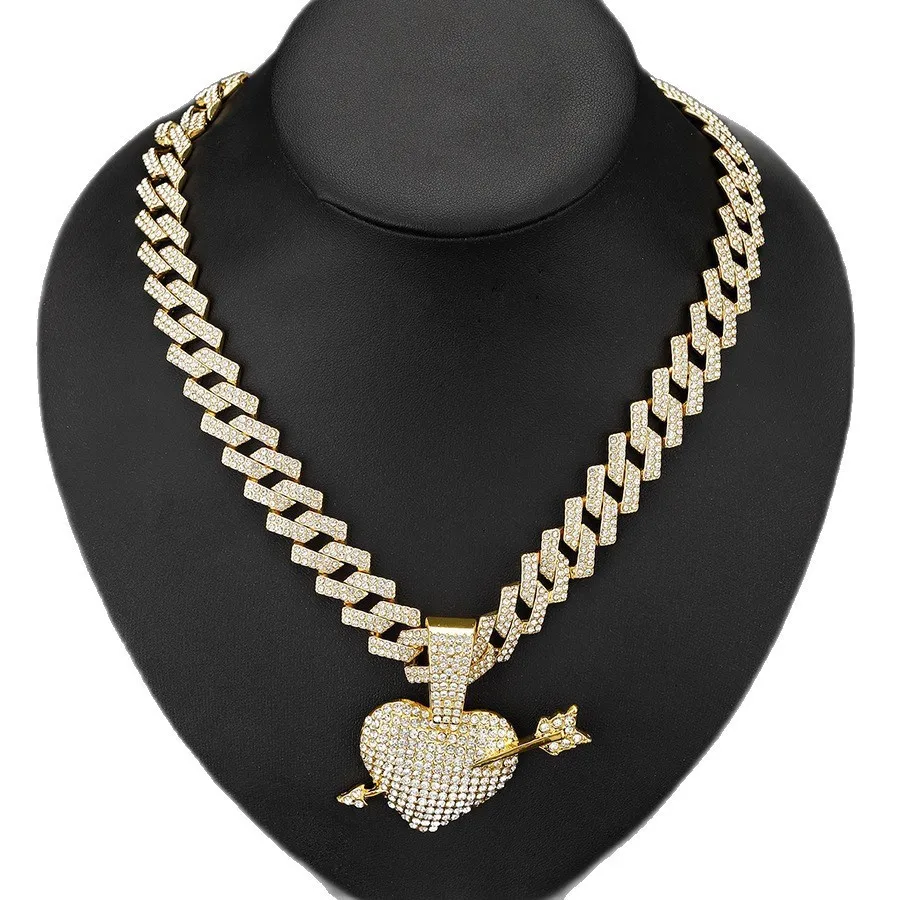 

DIY accessories Europe and the United States cross-border hot-selling full diamond one arrow through the heart alloy pendant hip