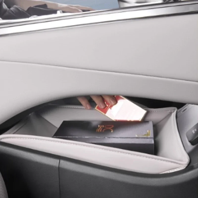 Cocok untuk BYD Han Ldmi Central Control Lower Storage Pocket EV Car Storage Box Interior Modification Supplies