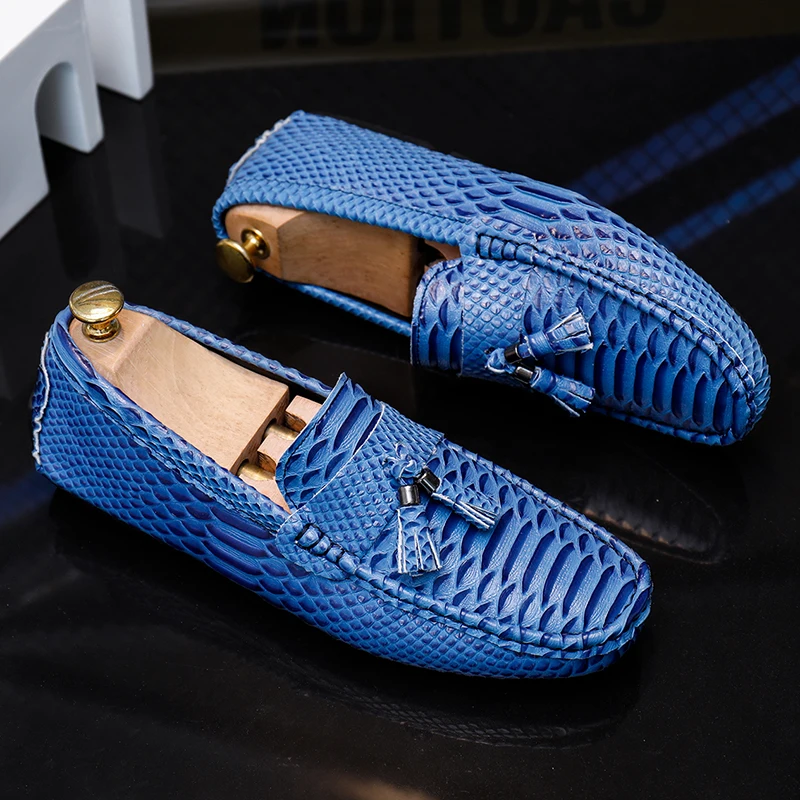 Designer Men loafers Fashion Moccasins Tassel Driving Shoes Big Size 38-47 Mens Leather Casual Shoes Wedding Party Loafers Men