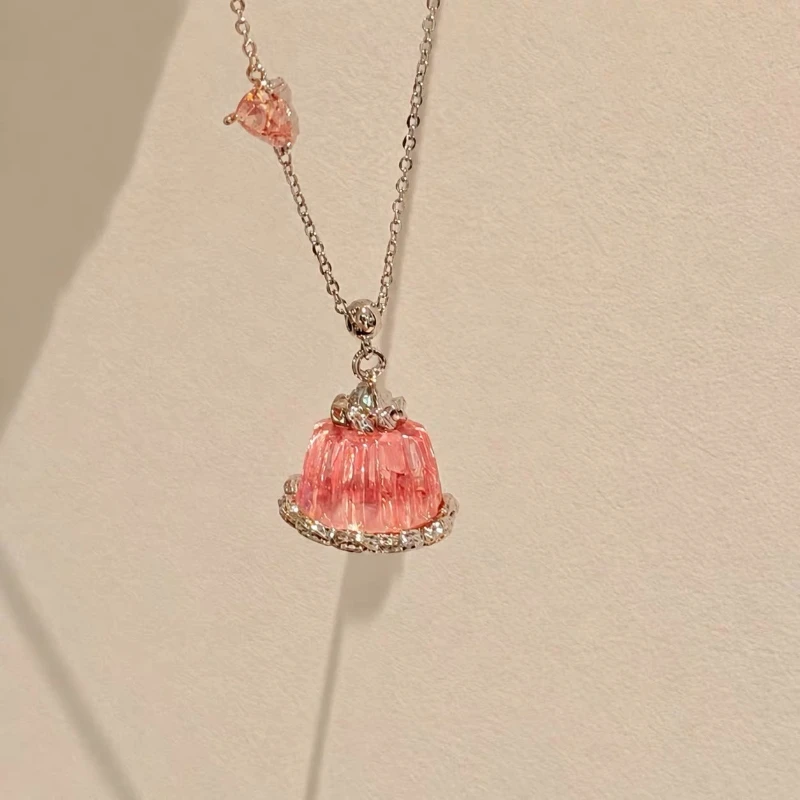 Sweet Strawberry Cake Pudding Necklace for Women Unique Blue Crystal Transparent Dainty Clavicle Chain Fashion Jewelry Accessory