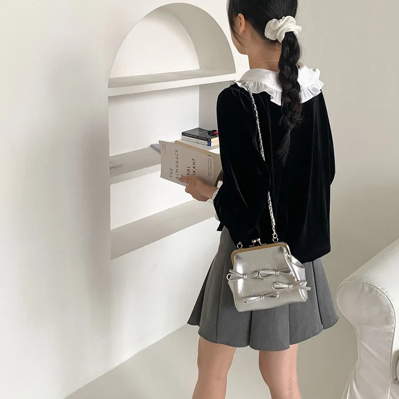 

Korean Hundred Fashion Bowknot Shoulder Clip Bag Women's Premium Sense Niche Exquisite Chain Crossbody Mini Small Bags