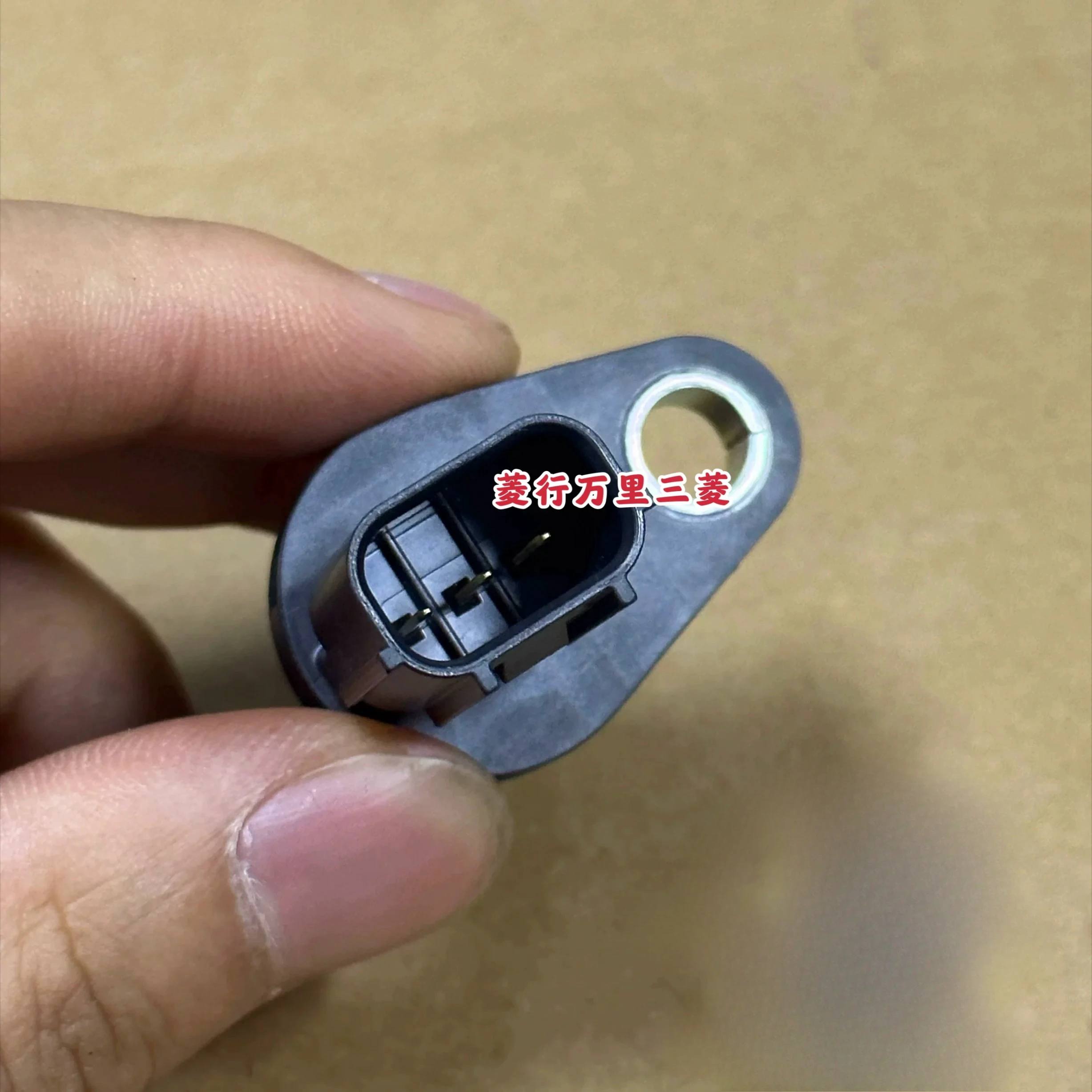 For Mitsubishi Eclipse Cross 4B40 Crankshaft Position Sensor Camshaft Position Sensor Original