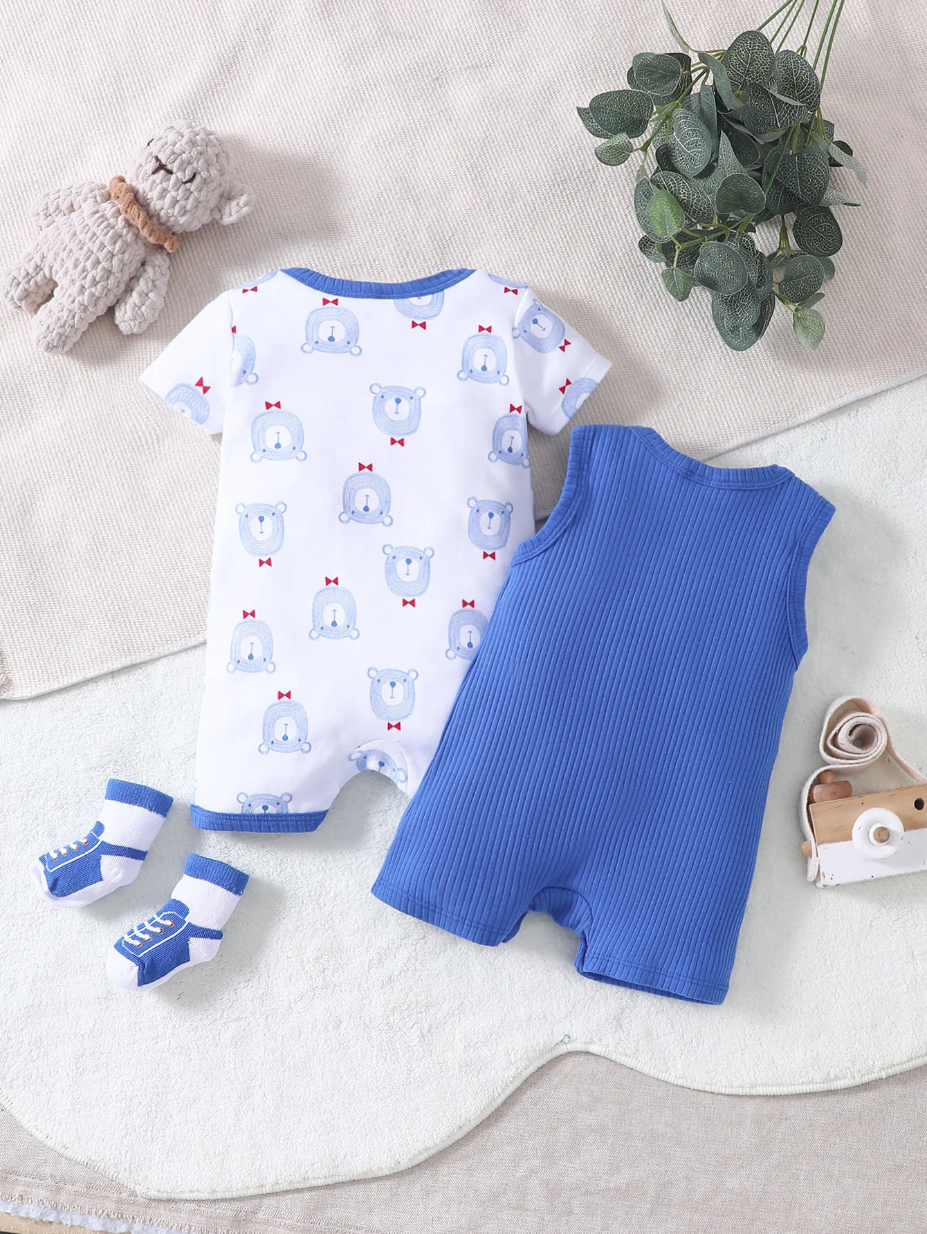 Baby Boys Soft Breathable Cotton 3-Piece Set, Cute Little White Bear Pattern, New, This Year