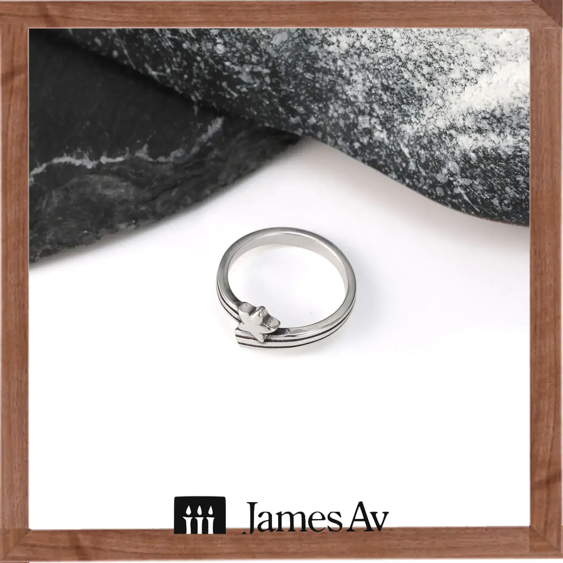 S925 Vintage Silver Twisted Band Star Ring For Women, Retro Wrapped Stackable Finger Ring With Small Star Decor, Dainty Alloy Minimalist Statement Jewelry, Trendy Daily Casual Wear Accessory, Cute Cosmic Theme Gift For Ladies Multiple Sizes Available
