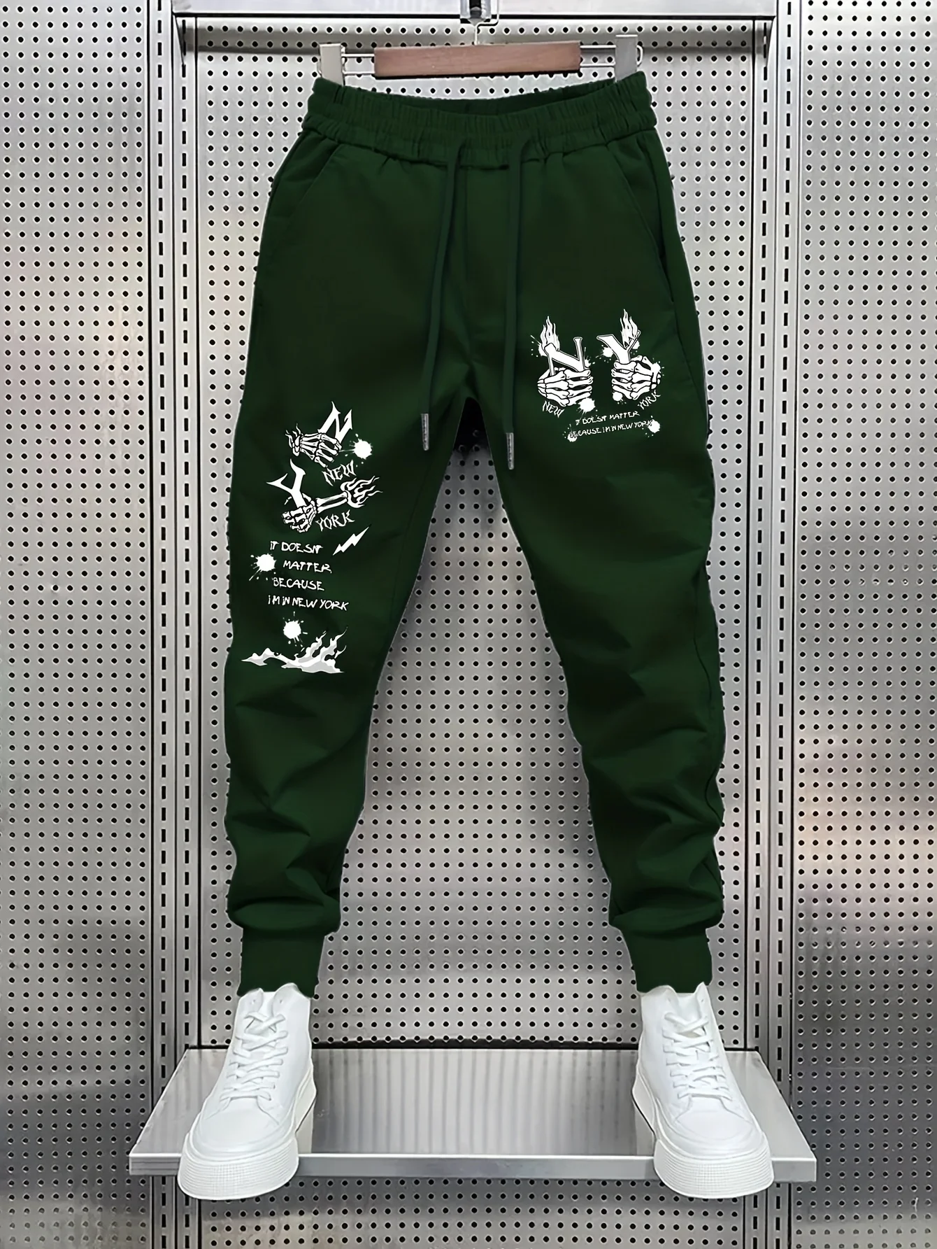 Urban‑street skeletal hand ny slogan artwork print graphic relaxed loose sweatpants men hip hop sports casual jogger pants