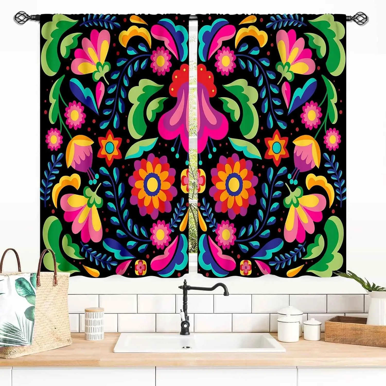 Mexican Fiesta Curt…
