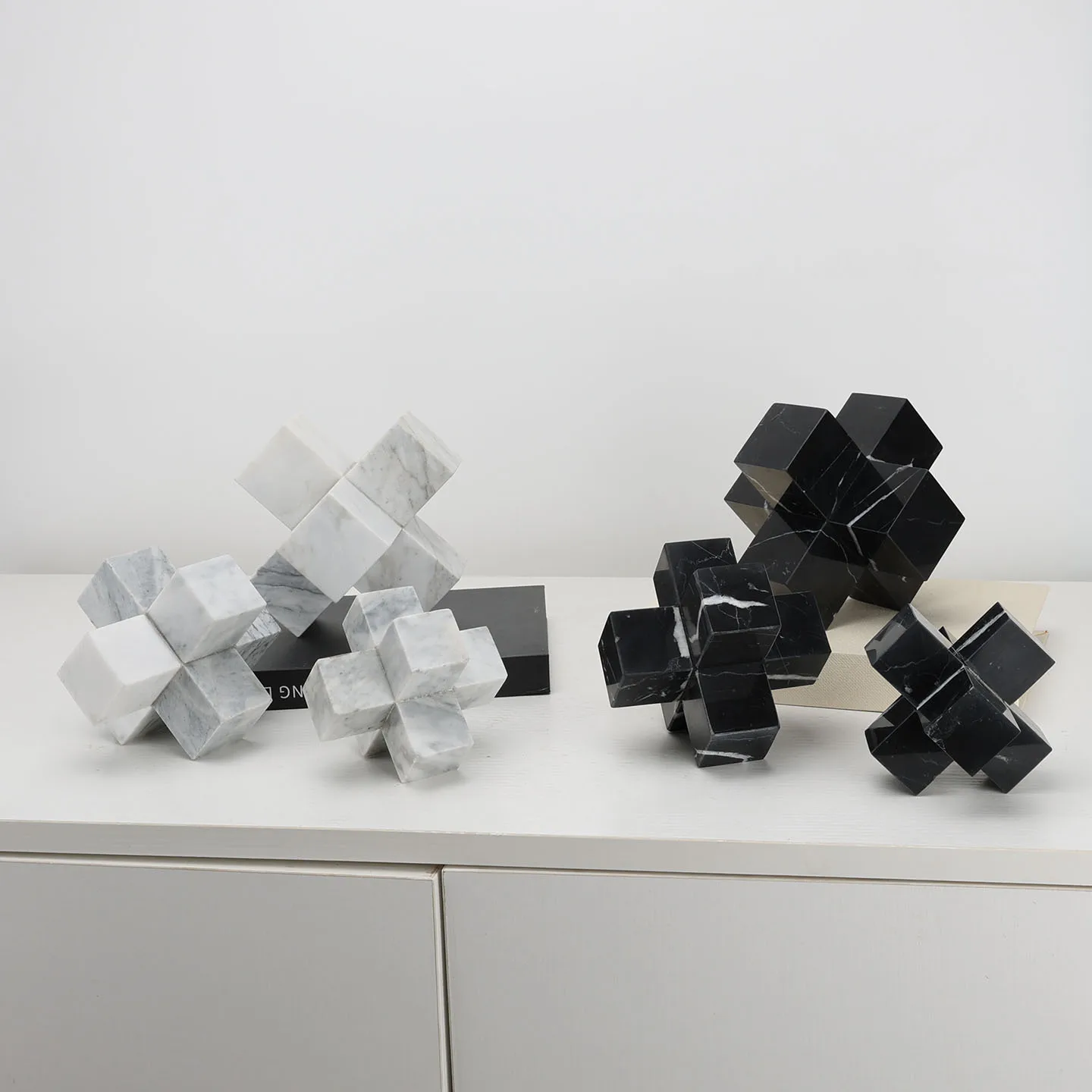 Natural Marble Cross Three-dimensional Cube Sculpture Geometric Handicraft Cross Sculpture Home Decoration Accessories