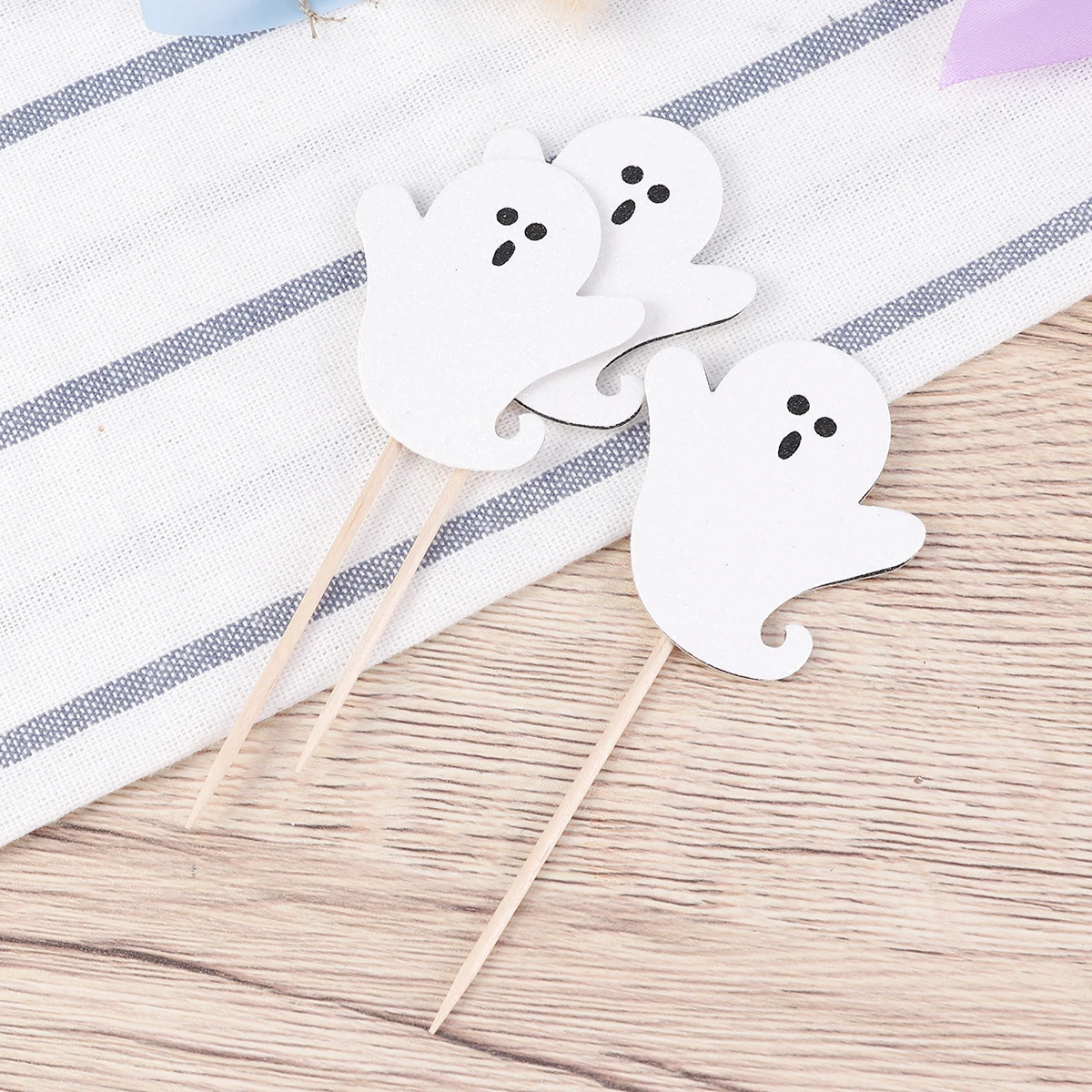 

12Pcs Halloween Cake Toppers Ghost Shape Decorative Picks for Cakes Cupcakes Party Food Halloween Cake Toppers