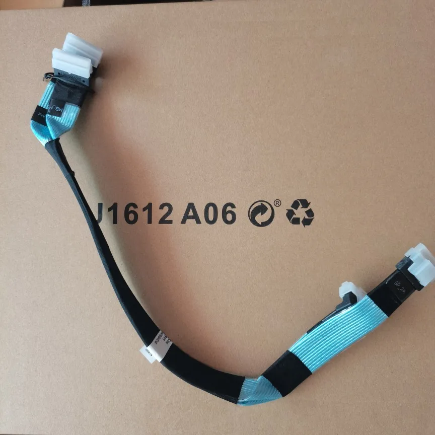 Nouveau pour Dell R840 serveur 24 disque NVME PCIe droit 2AB câble 399Y9