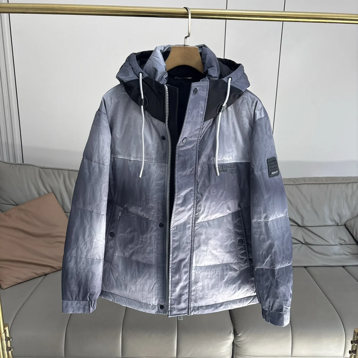 

Утепленная пуховая куртка с капюшоном для мужчин, 90% пуха, защита от холода, зимняя верхняя одежда из полиэфирного волокна, экологичная.