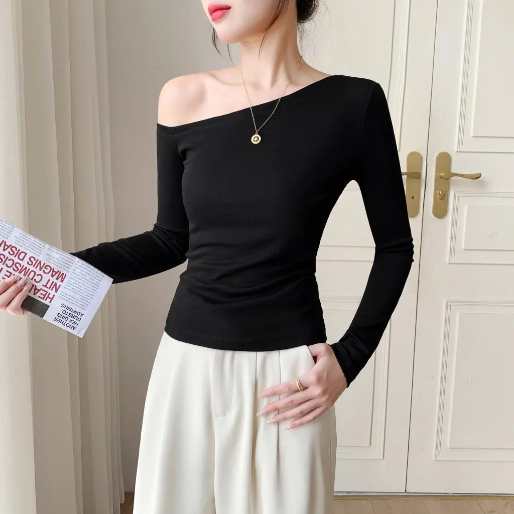 

Women's Elegant Black Long-Sleeved Shirt Autumn Winter Inclined Shoulder Design Clavicle-Exposed All-match Top New