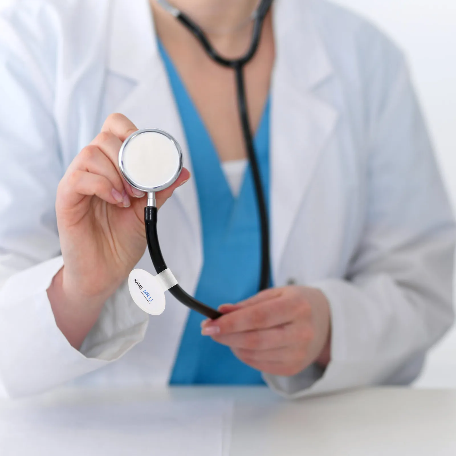 

Набор из 5 овальных держателей для идентификационных бирок на стетоскоп, двухсторонние, съемные, легко переносимые, компактные, для идентификации трубок стетоскопа