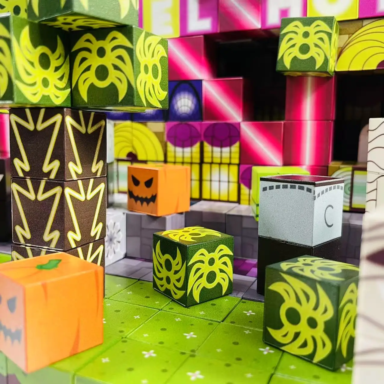 Mattoni magnetici per hotel di Halloween Creative My Famous Scene World Set architettonico Giocattolo fai da te per bambini Regali di Natale