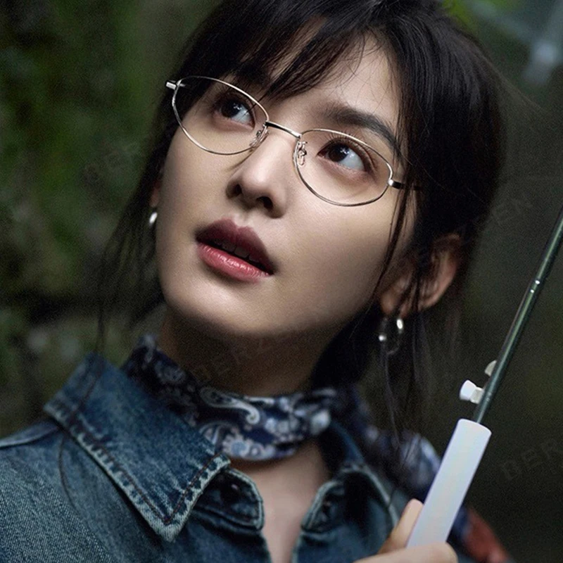 

Оправа для очков из чистого титана 2026: женские ретро-очки «кошачий глаз», дизайнерские ультралегкие очки класса люкс для мужчин и женщин