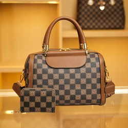 Handbags Factory Women's Bag New Quality Handbag Classic Print Simple Shoulder/Crossbody/Hand/Throw Pillow Bag