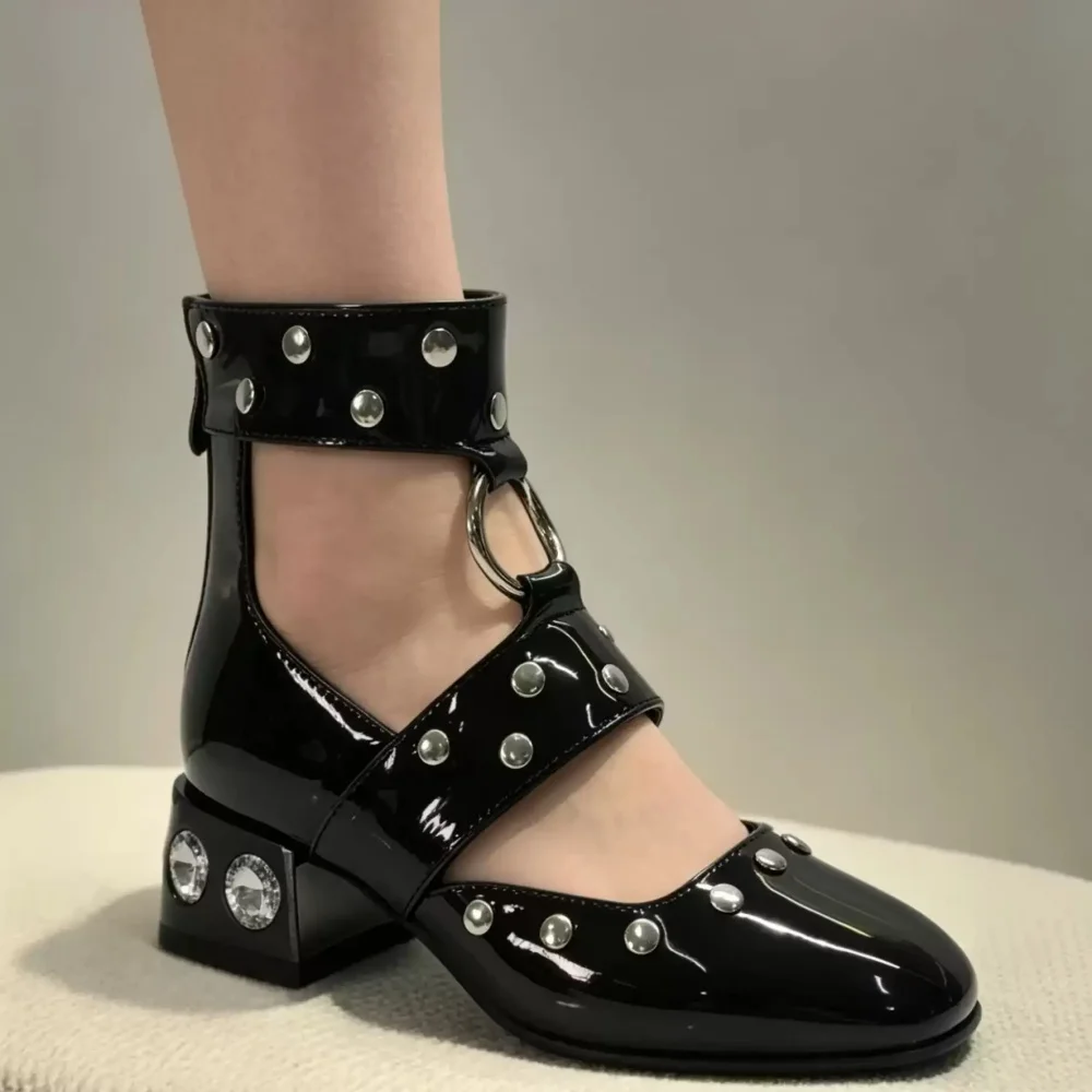 Pereira Metallic Rivets Stud Decor Heeled Sandals Crystal Round Toe Block Heel High Heels Spring Summer 2026 Circle Solid Shoes