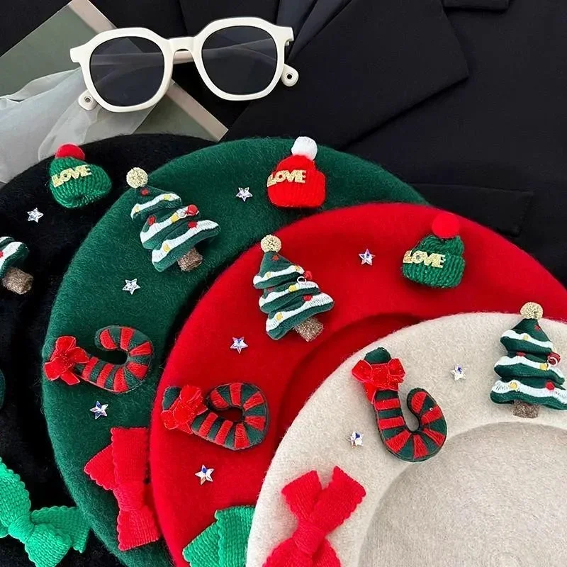 New Christmas Beret Retro Red Hat Female Winter Bow Christmas Tree Beret Warm Student Hat Female Painter Hat