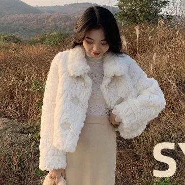 Vestes femmes fausse fourrure laine d'agneau manteau vêtements d'extérieur corne bouton col rabattu épais chaud moelleux femme Shaggy pardessus hiver