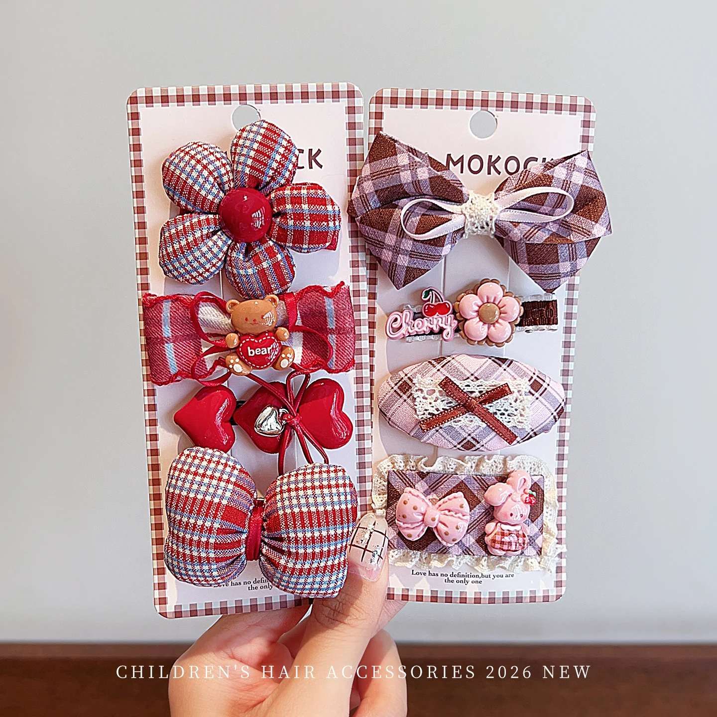 2026 Winter Vintage Stoff Karo Schleife Haarspangen-Set für Frauen und Mädchen, Cartoon-Tier- und Blumenmuster, Spitzen-Haarspangen, Kinder-Haarnadeln, Geschenk – Detail 1