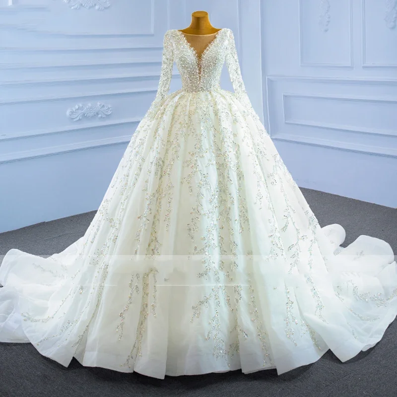 

Flavinke Customized Romantic Scoop Neck Lace Up Ball Gown Wedding Dresses Beading Embroidered Long Sleeve Princess Bridal Gown