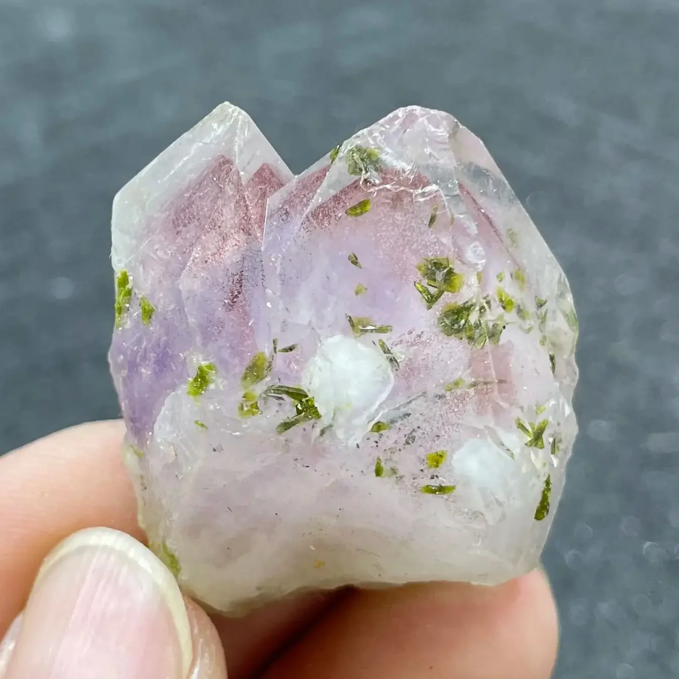 Natural Stone Epidote Garden Crystal Mineral Specimen Clear Quartz Cluster Rock Healing Home Decoration Gift