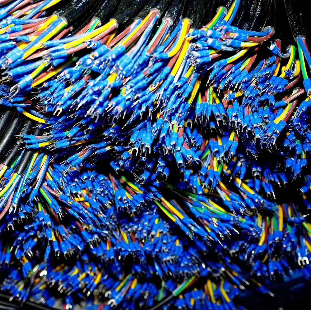 Fabrieksprijs LED-displaykabel 2,5 vierkante AC drie-core zuiver koper U-vormige interface netsnoer LED binnen-buitenscherm