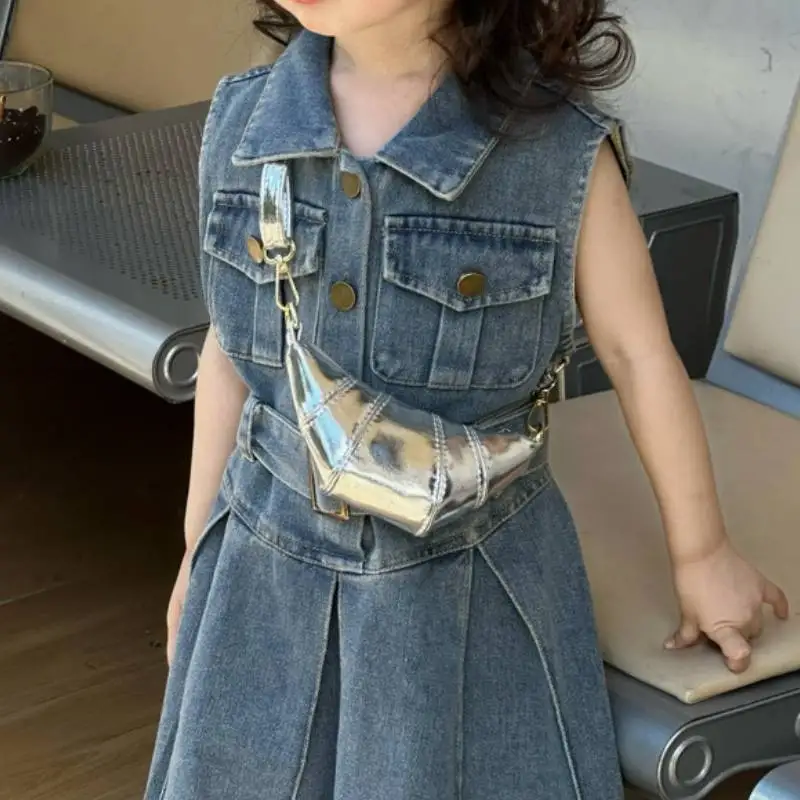 2026 Kids Mini Croissant Bag Shiny Surface Crossbody Purse Girls Small Shoulder Bag Fashion Accessory Cute Children Handbag