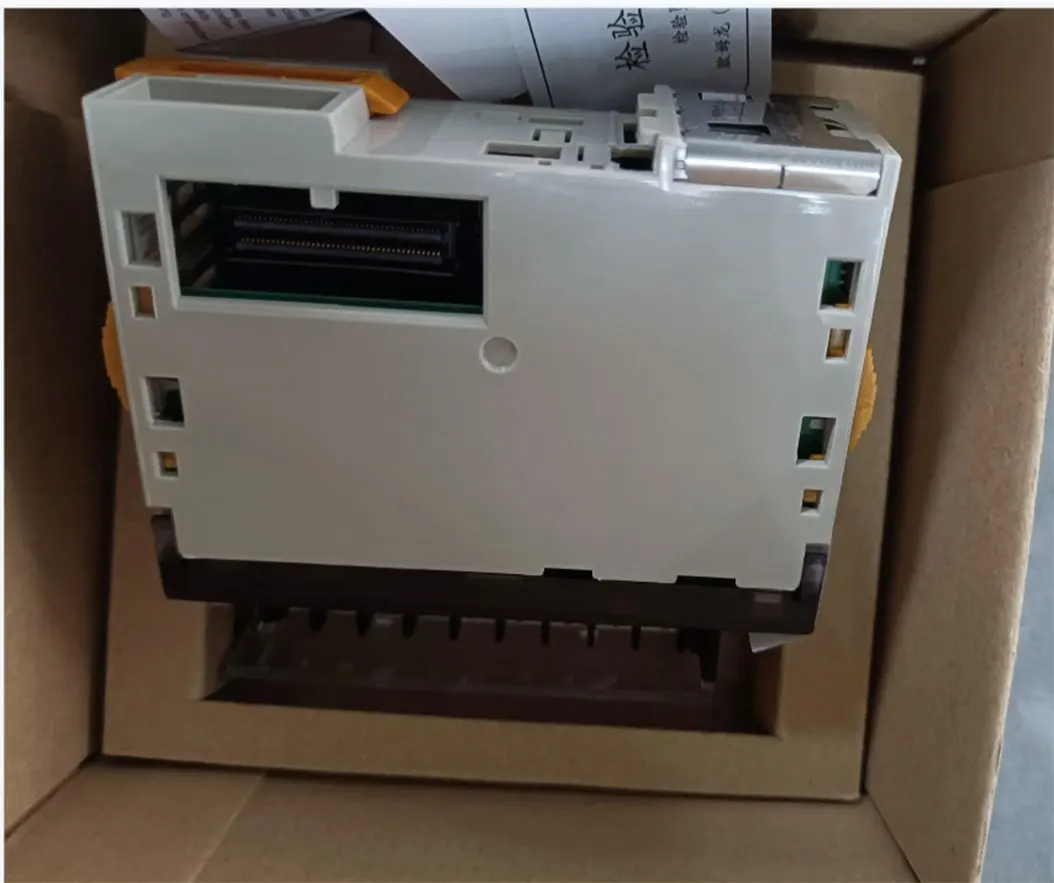 Brand New CJ1W-AD081-V1 CJ1W-AD041-V1 CJ1W-AD041 CJ1W-AD04U CJ1W-AD042 CJ1W-DA042V Warranty One-year